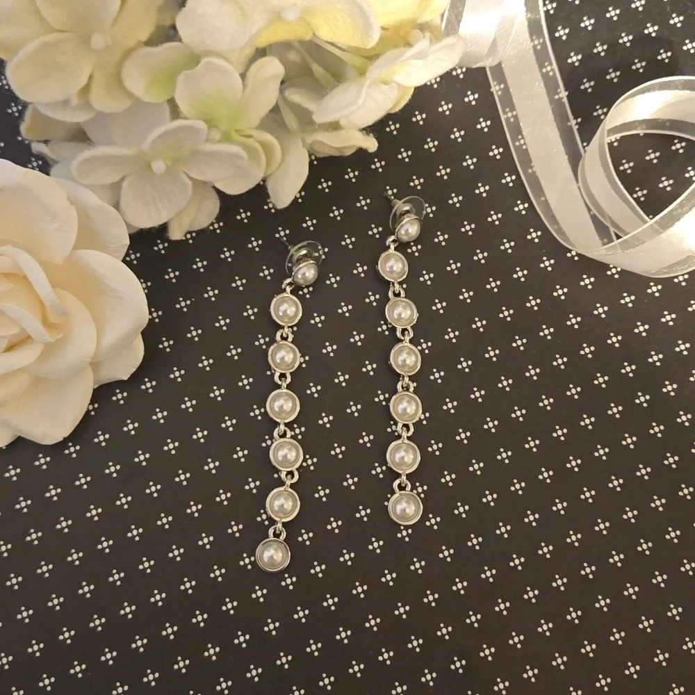 Vintage Bridal style Long Length Drop Pearl Chain Wedding Prom Formal Earrings - Picture 3 of 8
